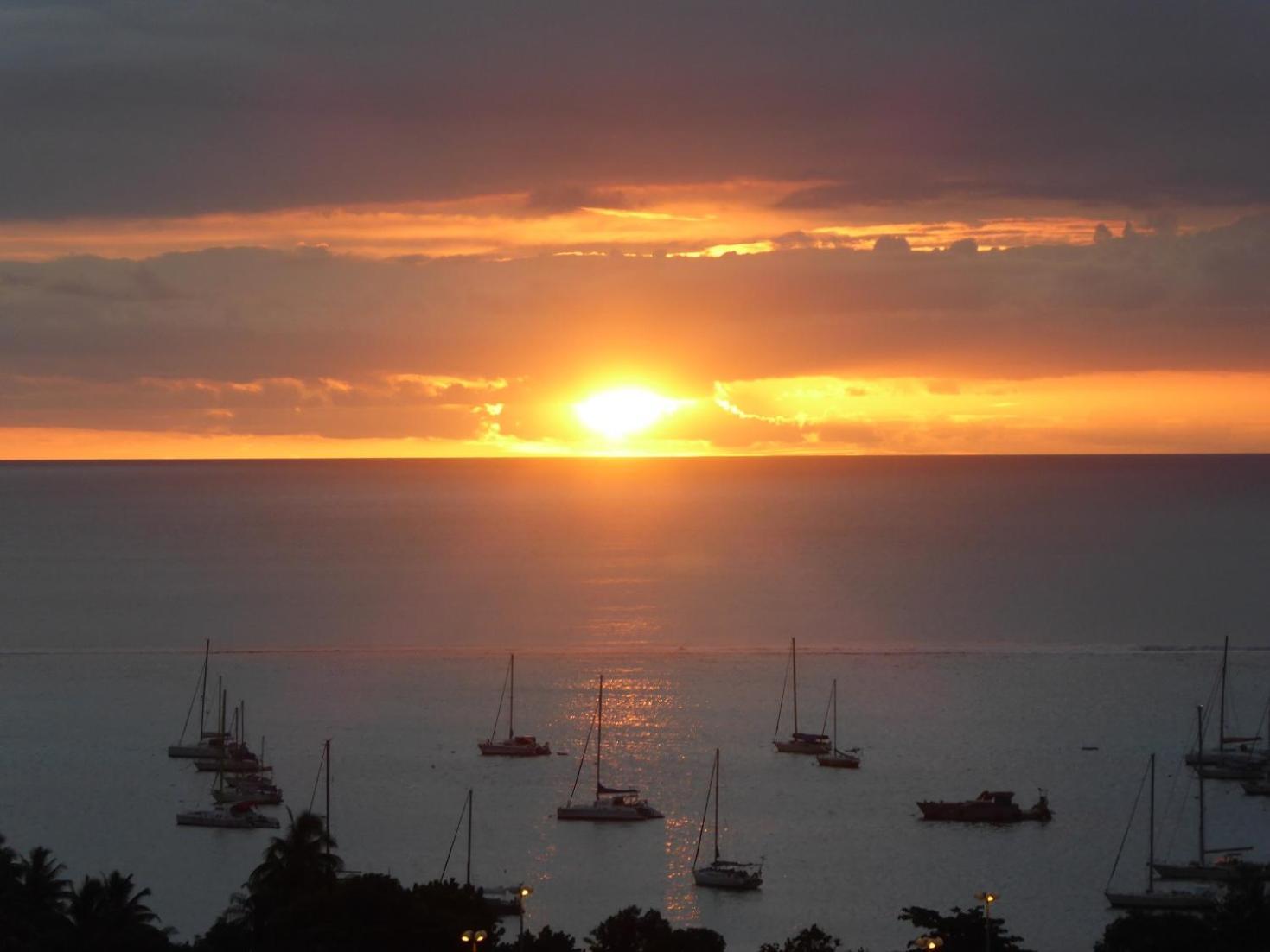 Maeva Sunset View Hotel Punaauia  Exterior foto