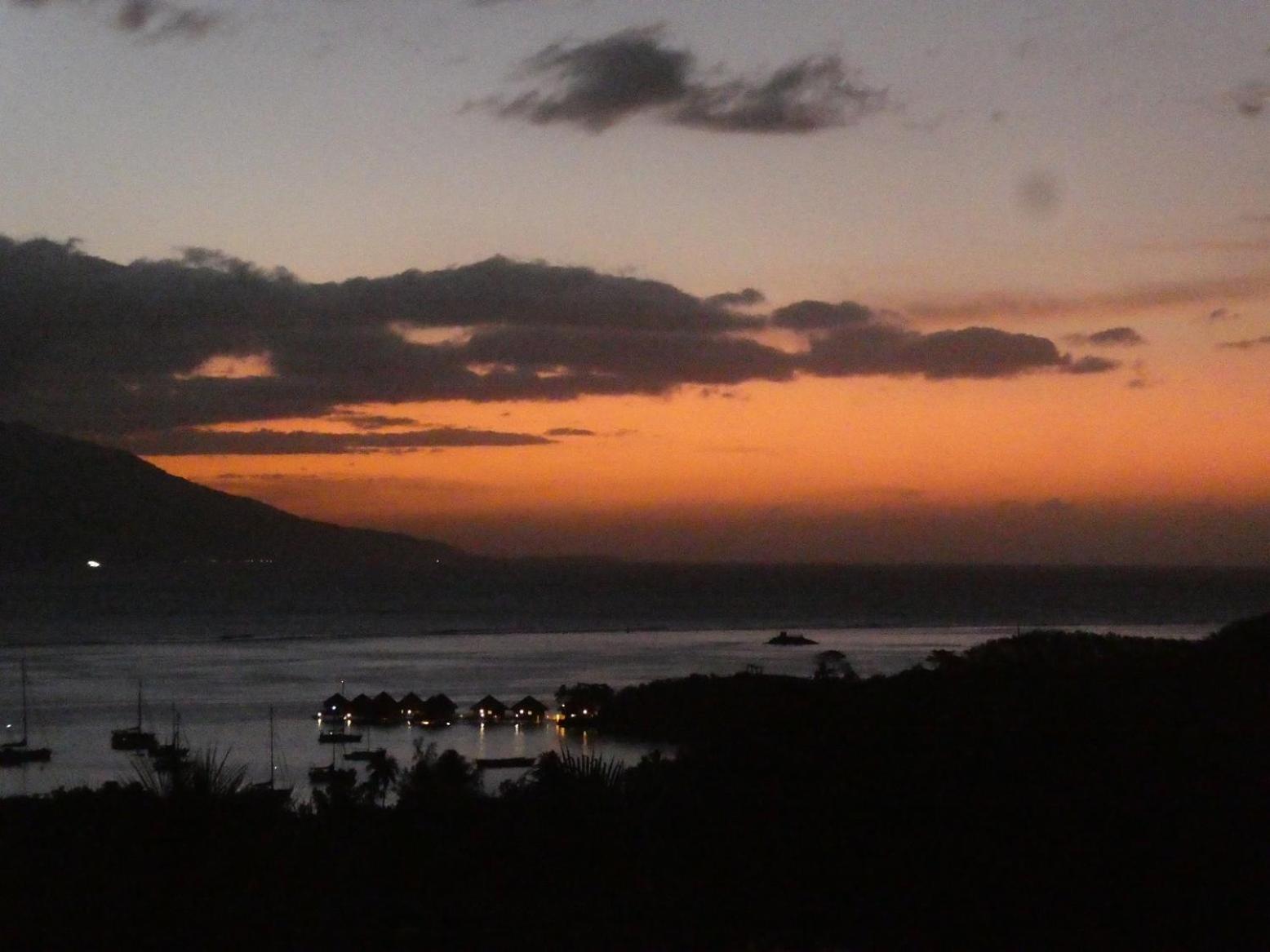Maeva Sunset View Hotel Punaauia  Exterior foto