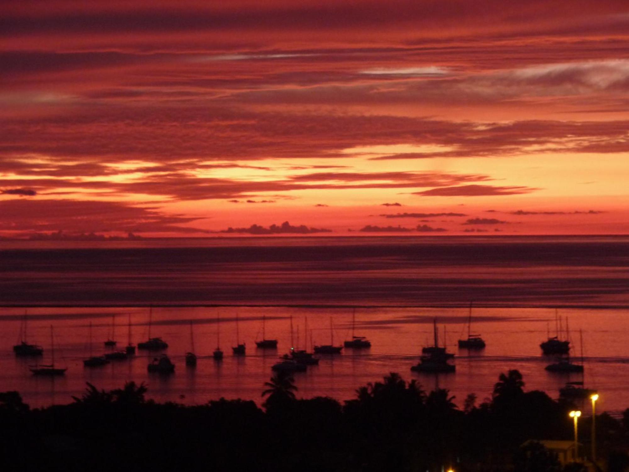 Maeva Sunset View Hotel Punaauia  Exterior foto